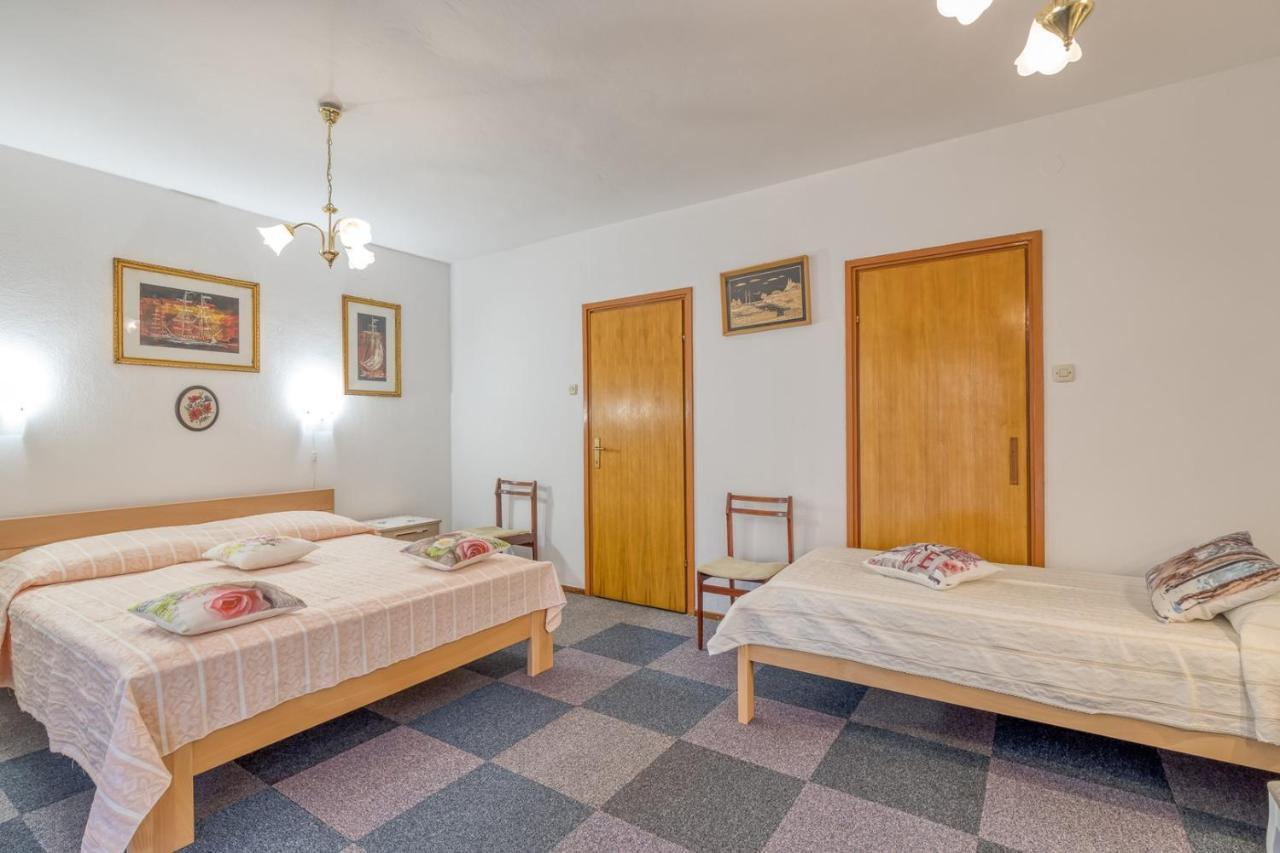 Apartment Complex Nevia Poreč Extérieur photo